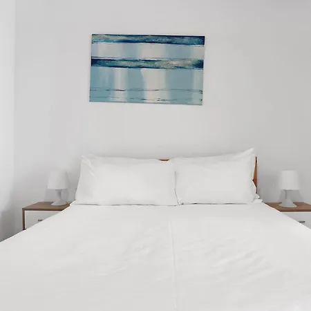 Group-friendly In The Heart Of Bairro Alto Apartment Lissabon